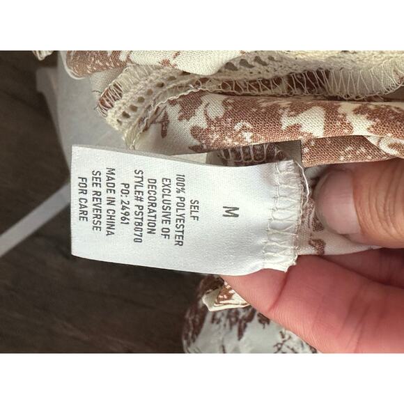 Polagram Floral Print Blouse Size Medium - Picture 6 of 6